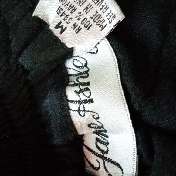 Jayne Ashley black pleated skirt with jewels. Sz M. 100 percent Rayon. - Picture 4 of 4